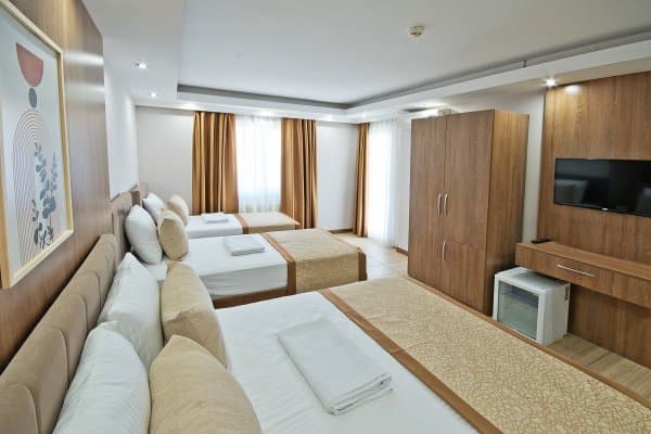 Triple Room 1