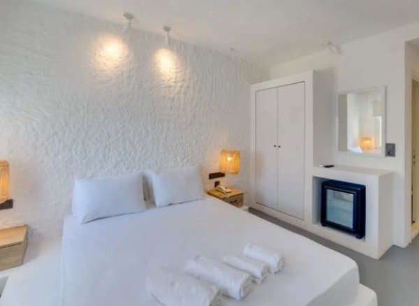 Superior Kara Manzaralı Oda 2