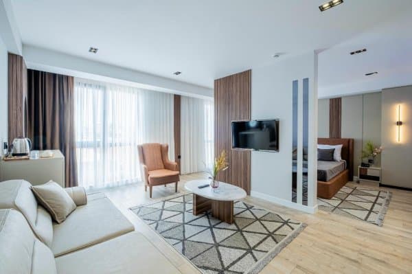 JAKUZİ ROOM 4