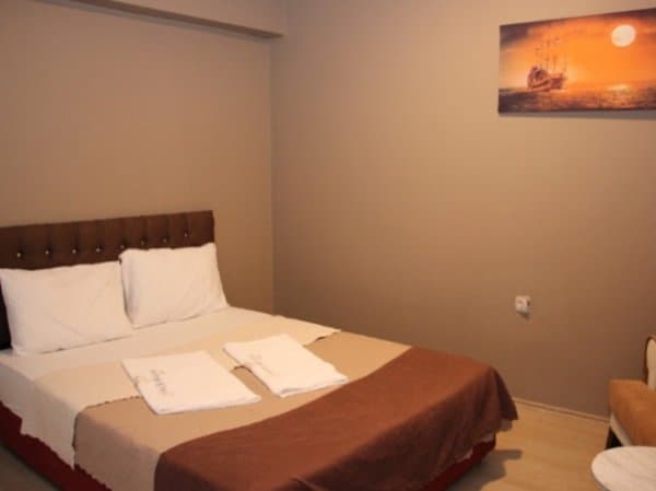 Bir Yatak Odalı (1+1 Apart) 1