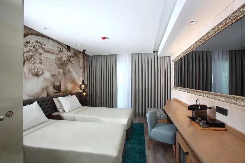 Standart Oda, Şehir Manzaralı 2