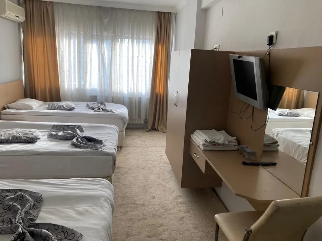 3 Kişilik oda  2
