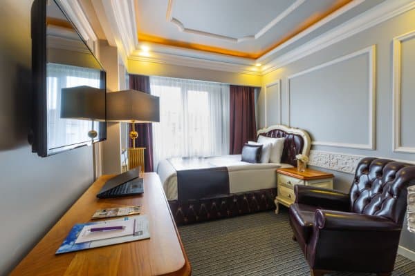 Üç Kişilik Standart Oda 2