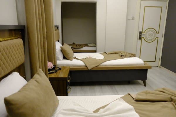 Standart Üç Kişilik Oda 2