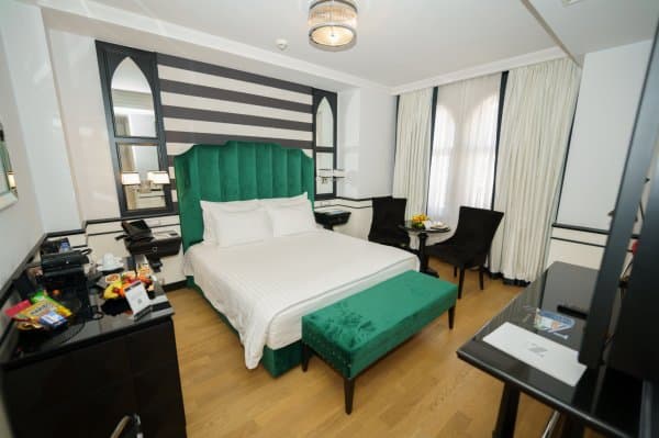 Deluxe French (Deniz Manzaralı) 1