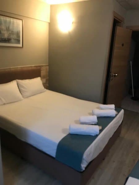 Ekonomik Çift Kişilik Oda 1