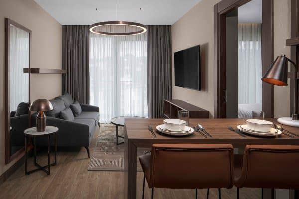 1+1 Suite Room with City View	 4