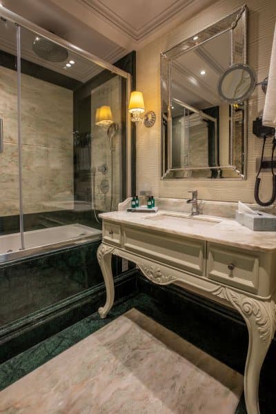 Boğaz Manzaralı Delüxe Oda  3