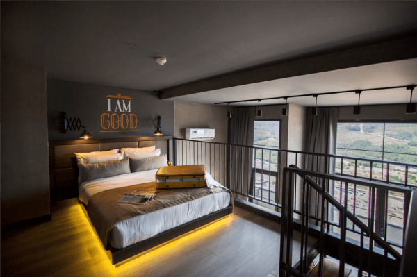 Loft Suite With Jacuzzi 4