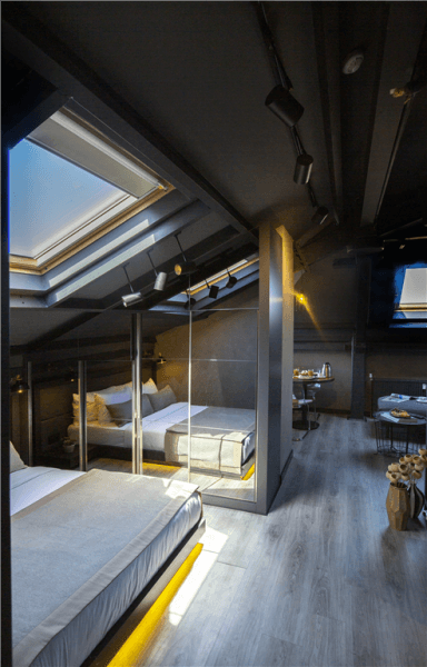 Deniz Manzaralı Jakuzili Corner Suit Oda 2