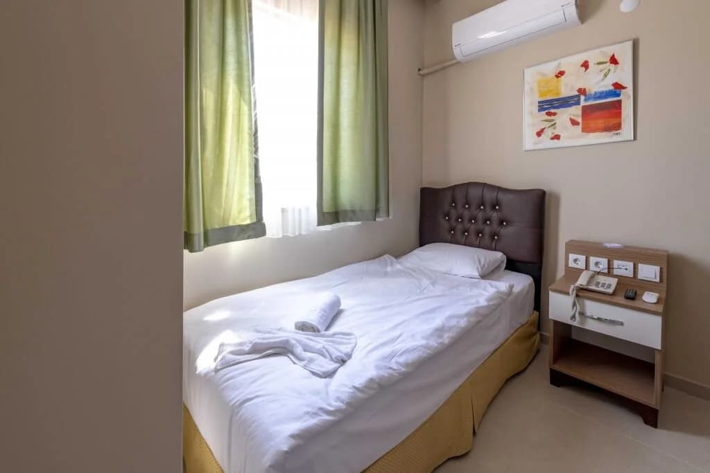 Ekonomik Single Oda (Ortak banyo) 2
