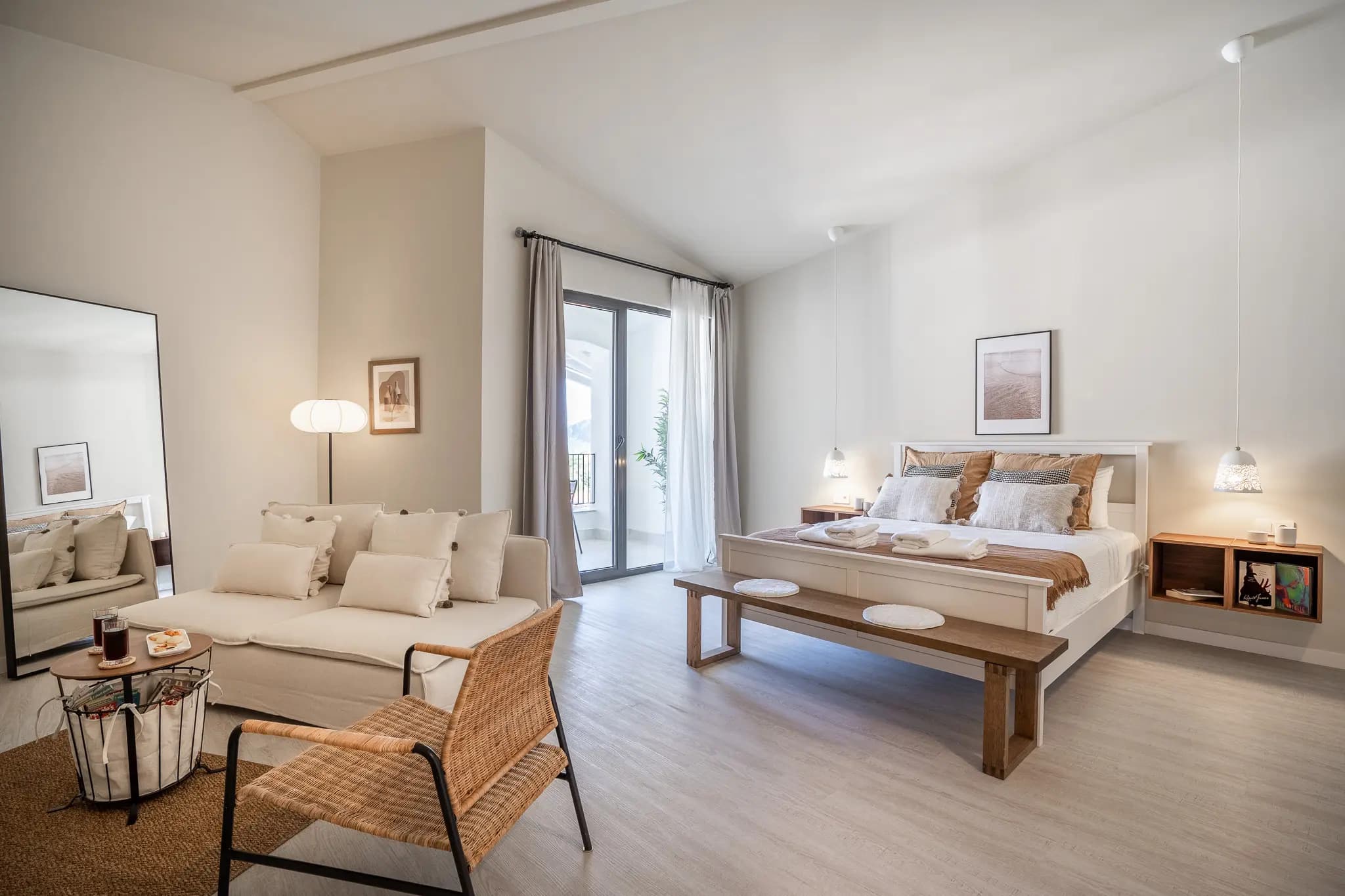 King Süit, Havuz Manzaralı 1