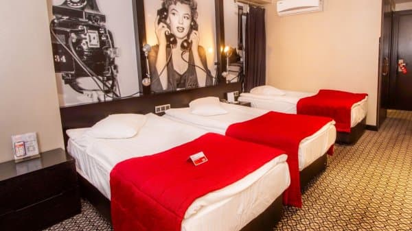 Triple - Ekonomik Üç Kişilik Oda 1