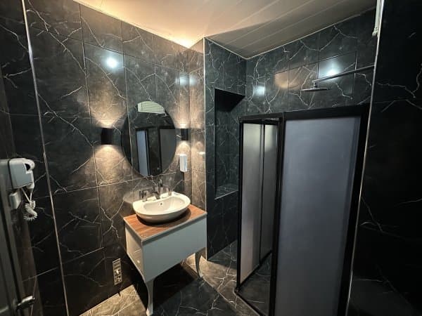 Deluxe Şehir Manzaralı Çift Kişilik Oda 4