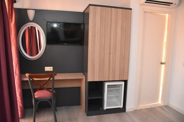 Standart Oda, Kara Manzaralı 3