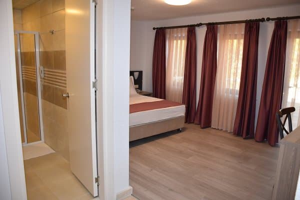 Standart Oda, Kara Manzaralı 2