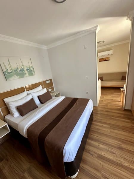 Balkonlu Aile Odası Deniz Manzaralı 1