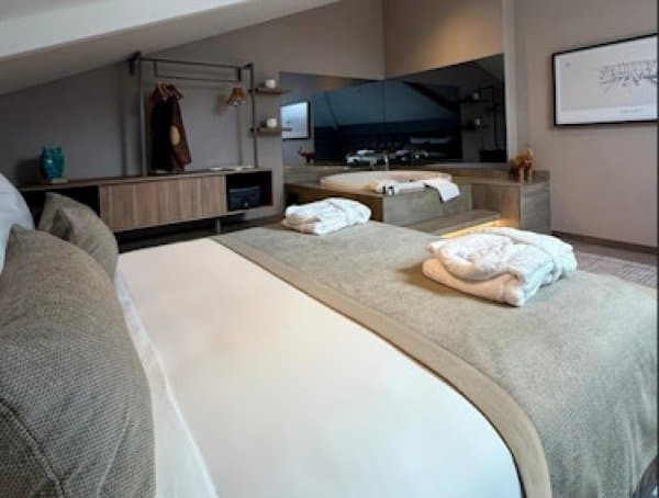 Loft Suite Jacuzzi With Sea View 2