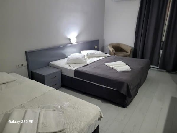 Aile Odası 3 Yataklı 2