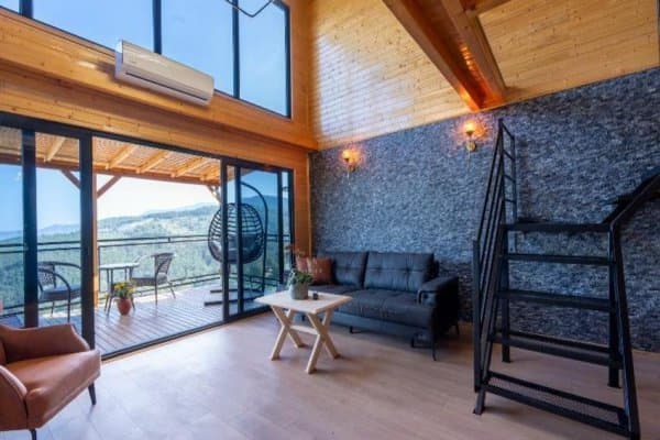 Jakuzili Deluxe Suit 3