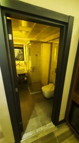 Deluxe D Room 3