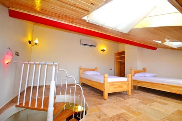 Dublex Dört Kişilik Oda 3