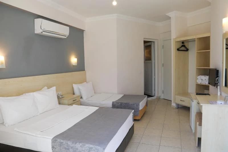 Üç Kişilik Oda  3