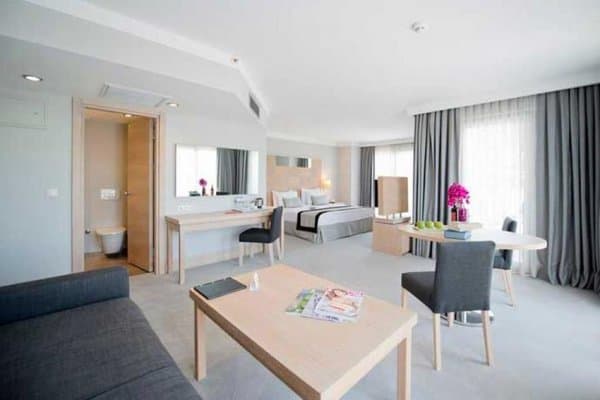 Junior Suit Bahçe Manzaralı 2