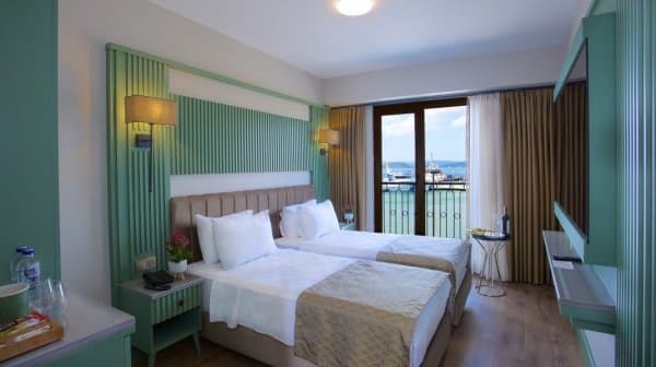 Standart Deniz Manzaralı Twin Oda 3