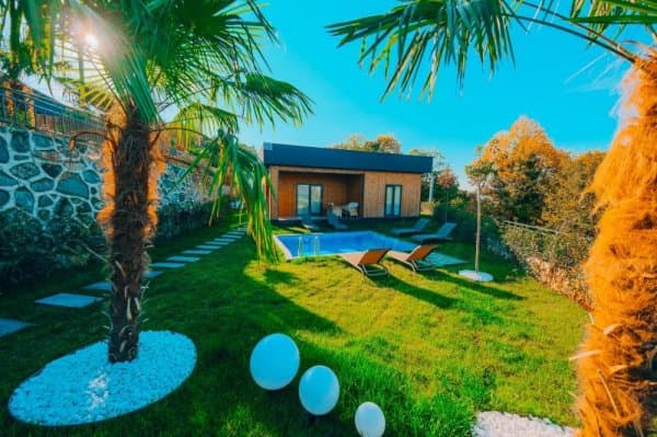 3+1 VİLLA, ISITMALI ÖZEL HAVUZLU, ŞÖMİNELİ 1