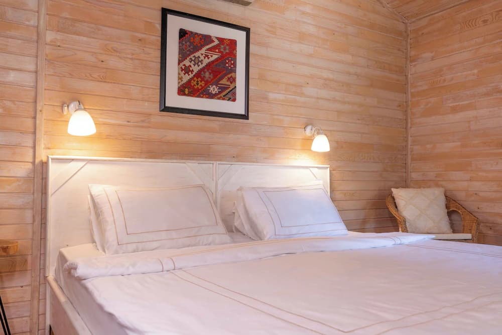 Comfort Üç Kişilik Oda, 2 Yatak Odası, Avlu Manzaralı 2