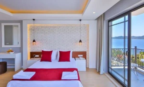 Deniz Manzaralı Standart Oda 1