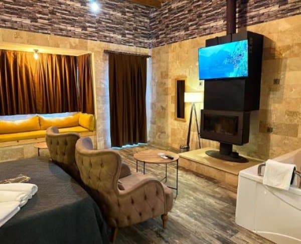 Deluxe Oda Türk Hamamlı, Göl veya Bahçe Manzaralı, Jakuzili ve Saunalı 2
