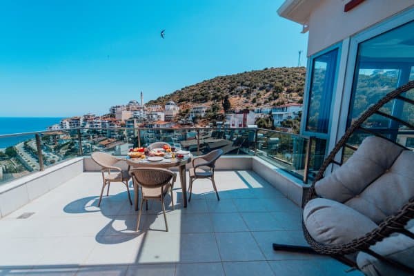 LÜX ROOFTOP (3+1)	 2