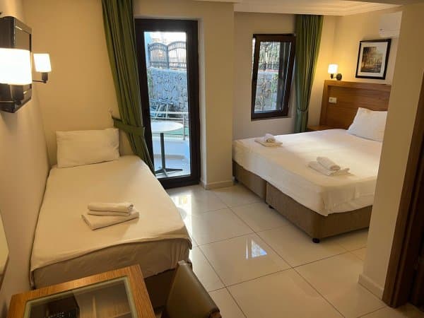 Garden Floor Triple Room 1