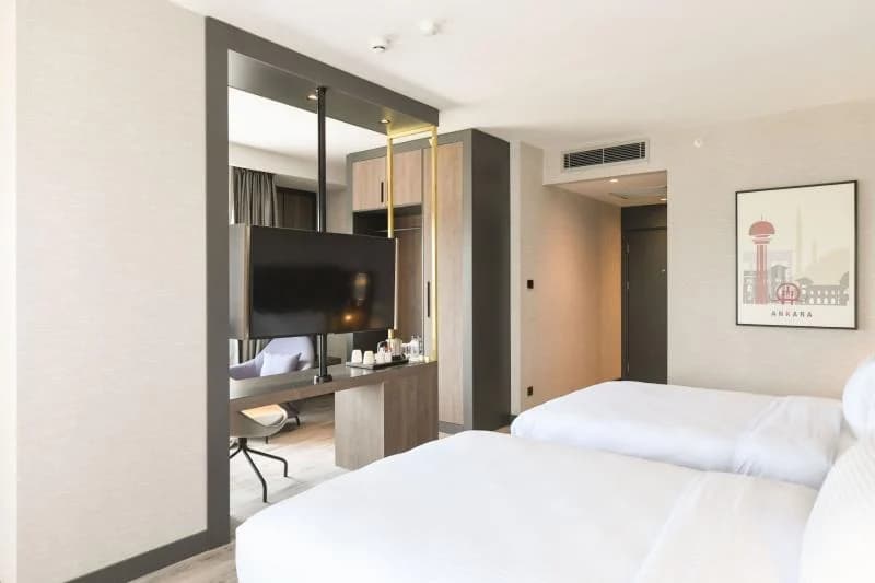 2 Queen Bed Premium Lounge Access Room	 2