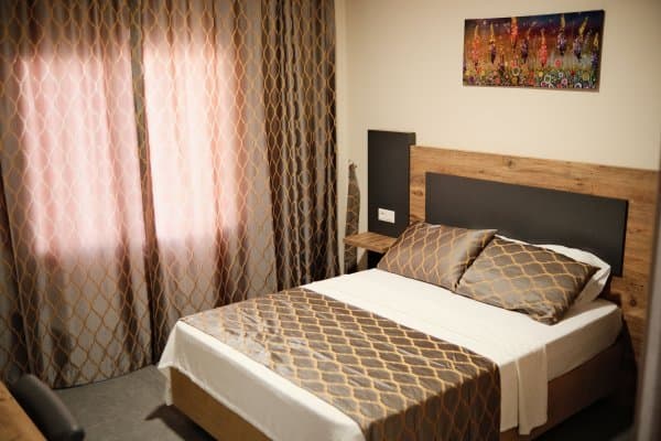 Standart Double Oda 4