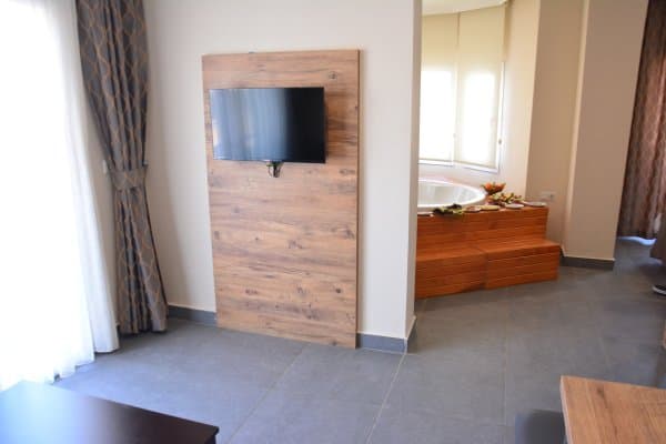 Jakuzili Kral Dairesi 4