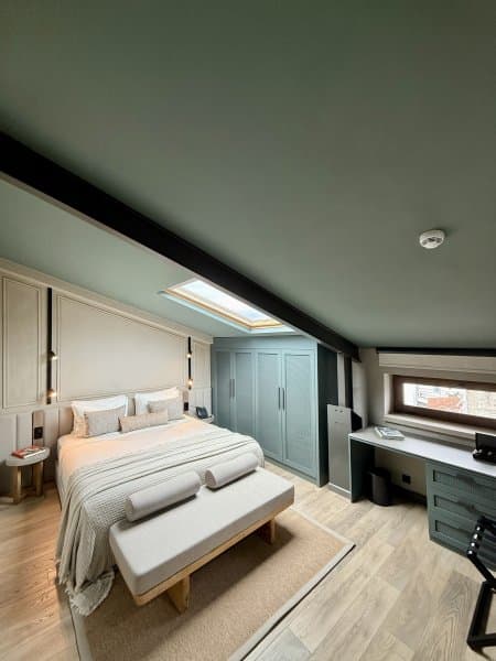 Loft Deluxe Suite 1