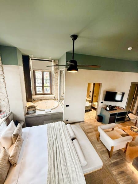 King Suite 2