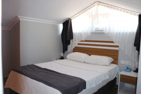 Ekonomik Standart Oda Balkonsuz 1