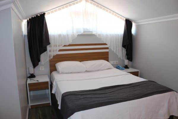 Ekonomik Standart Oda Balkonsuz 2