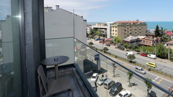 Deluxe Oda Balkonlu Şehir Manzaralı  1