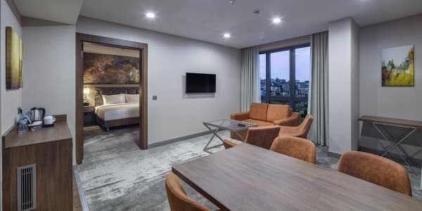 Tek Yatak Odalı Suit 2