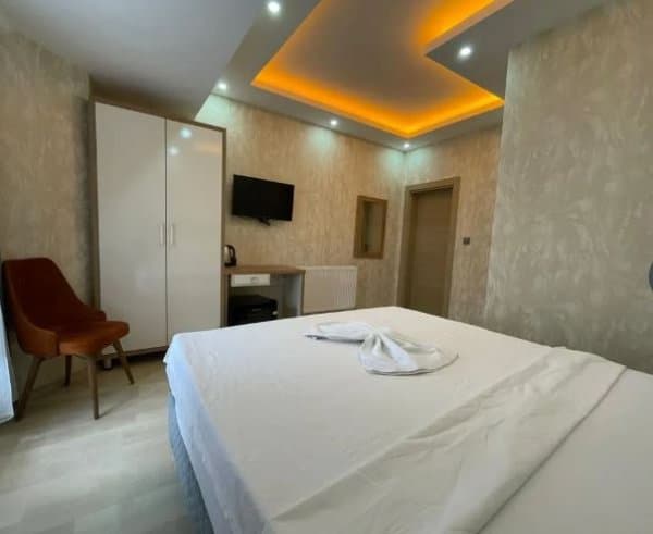 Standart Çift Kişilik Oda  3