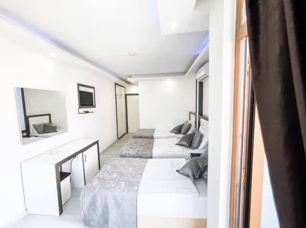 Standart Üç Kişilik Oda 2