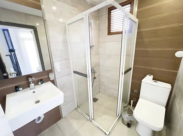 Standart Çift Kişilik Oda 3