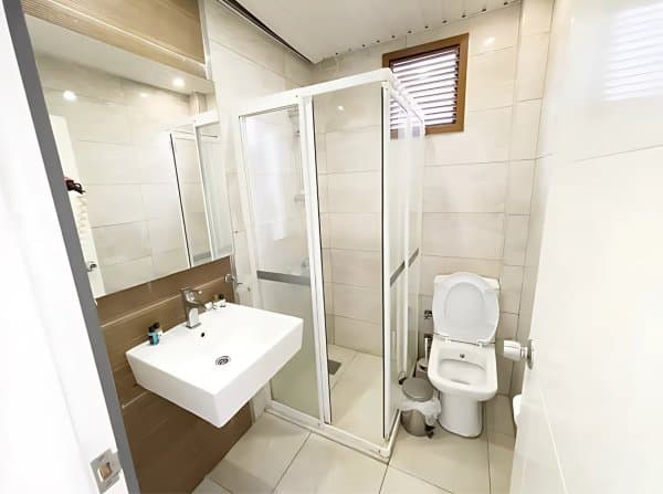 Standart Çift Kişilik Oda 4