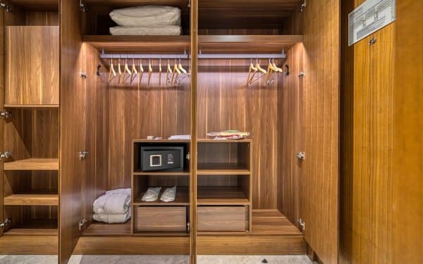 Deluxe Corner Oda Havuz Manzaralı 3