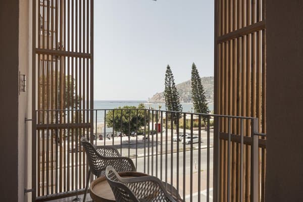 Standart Oda Kısmi Deniz Manzaralı Ana Bina 2